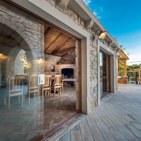 Villa Dumina *