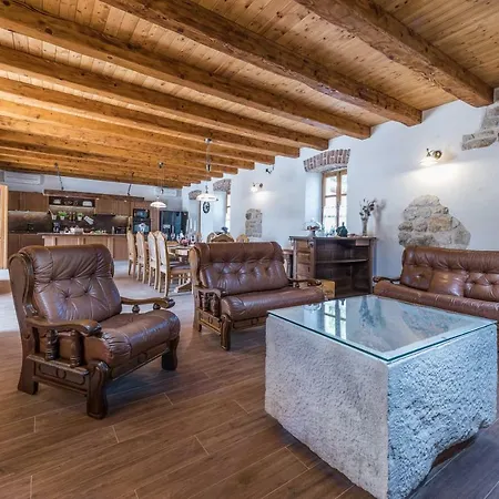 Villa Dumina *